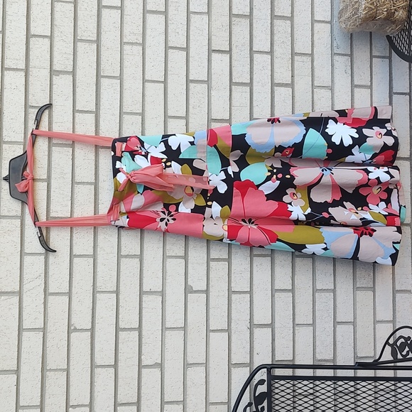 Dress - Picture 2 of 12